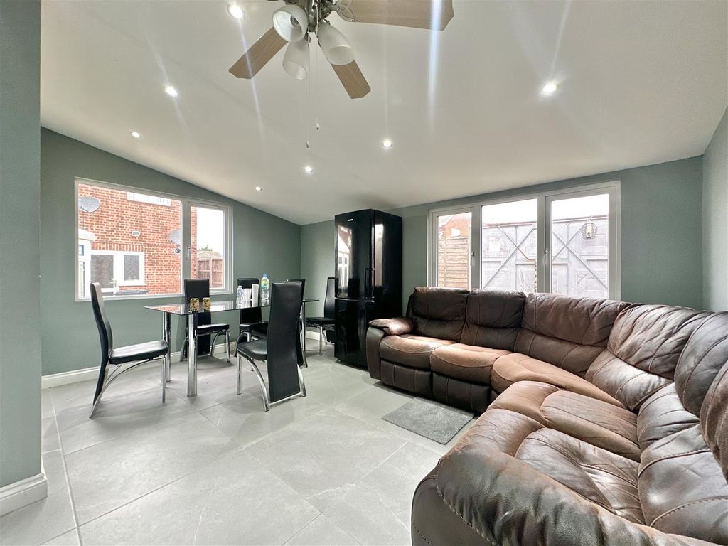 Additional image 10 of 4 bed semi-detached house for saleTrevino Drive, Rushey Mead, Leicester LE4