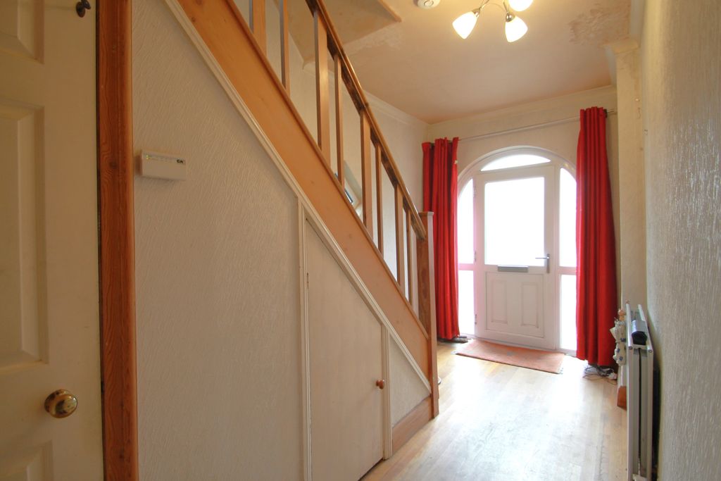 Additional image 9 of 3 bed semi-detached house for salePetworth Drive, Leicester, Leicestershire LE3