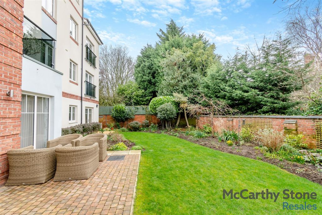 Additional image 31 of 1 bed flat for saleWolsey Court, Knighton Park Road, Leicester LE2