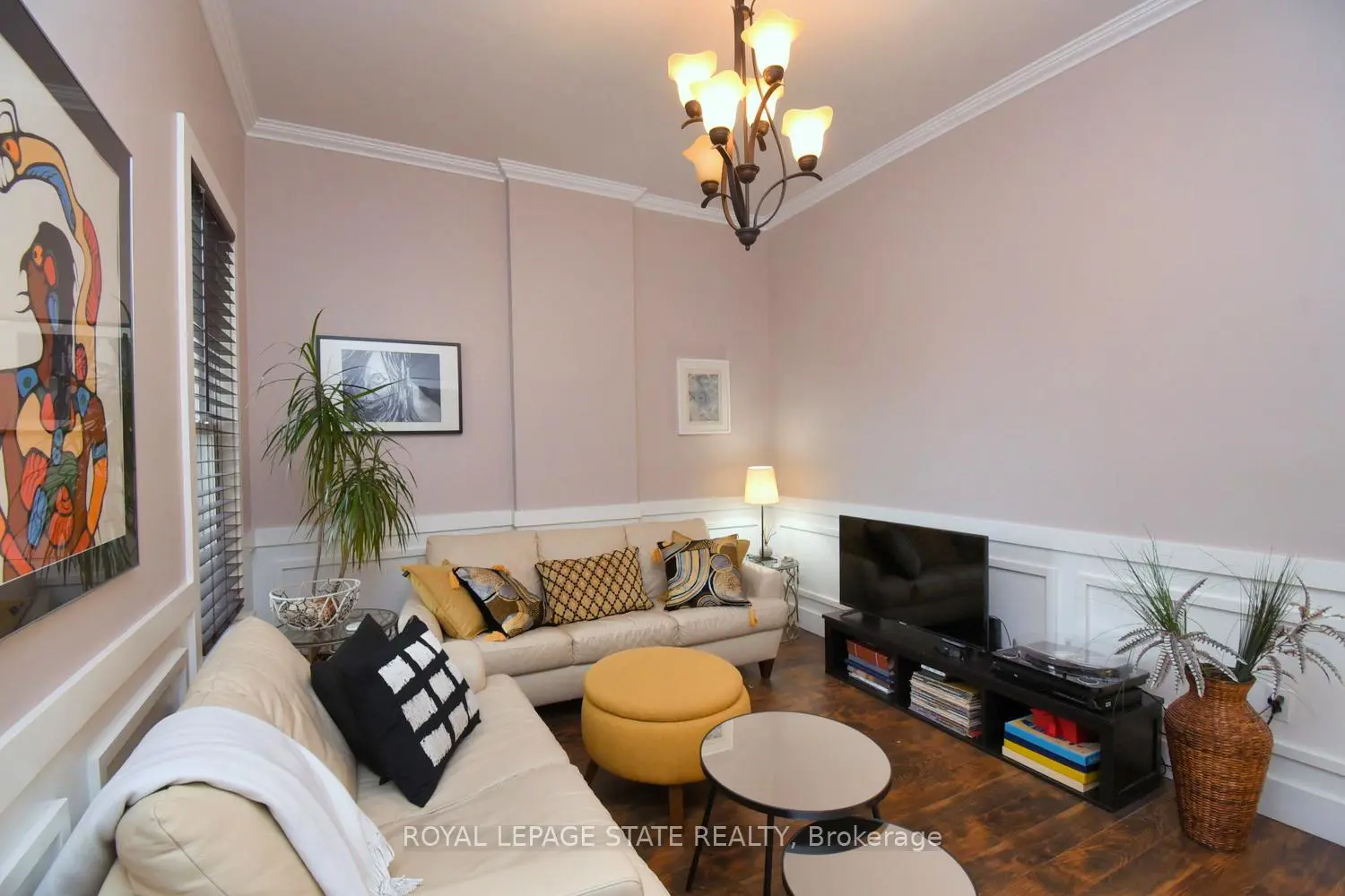 113 Steven Street photo 3