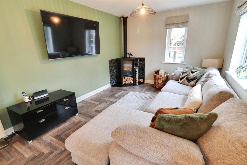 Additional image 5 of 5 bed detached house for saleThe Meadows, Wrinehill, Crewe CW3