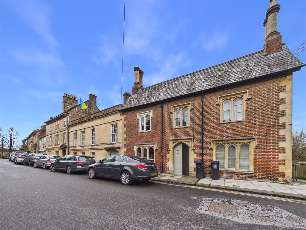 1 bed terraced house for saleSt. Mary Street, Chippenham SN15