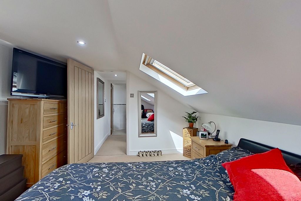 Additional image 19 of 4 bed detached bungalow for saleEdge Hill Road, Four Oaks, Sutton Coldfield B74