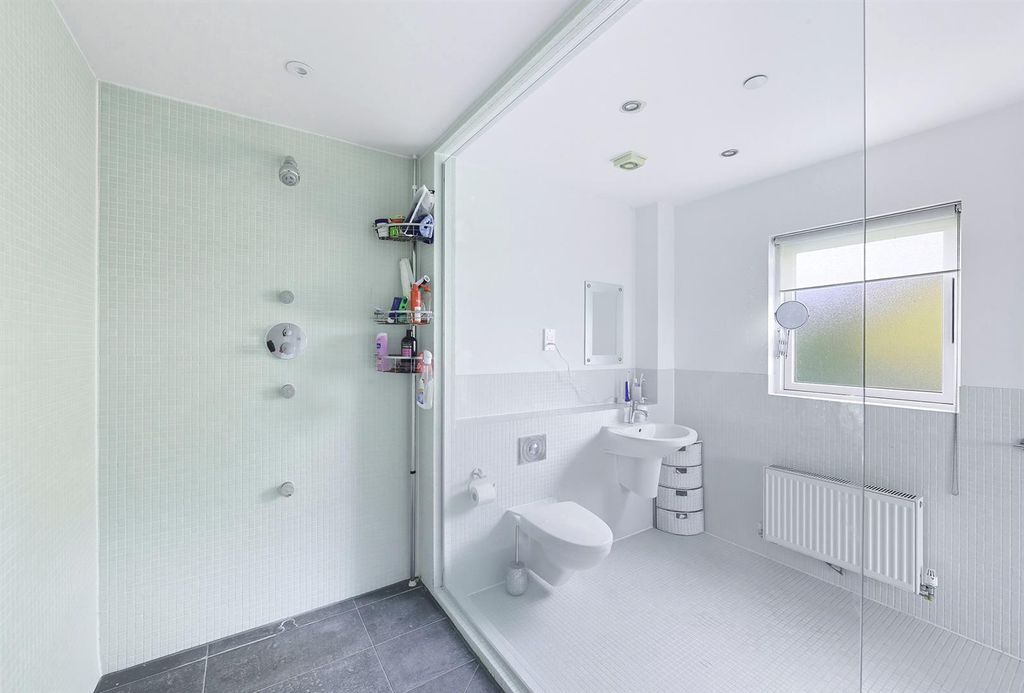 Additional image 30 of 5 bed detached house for saleFreshwater Drive, Weston, Cheshire CW2