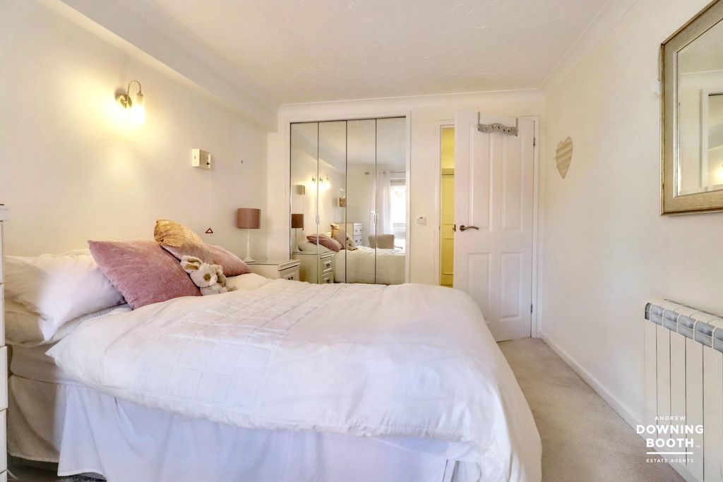 Additional image 9 of 1 bed flat for saleCastle Dyke, Lichfield WS13