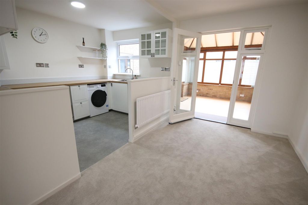 Additional image 5 of 3 bed semi-detached house for saleFitzwarren Close, Chippenham SN15