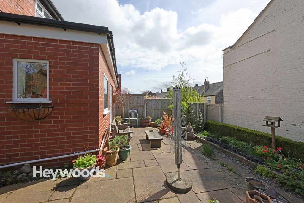Additional image 21 of 2 bed semi-detached house for saleVicarage Crescent, Newcastle ST5