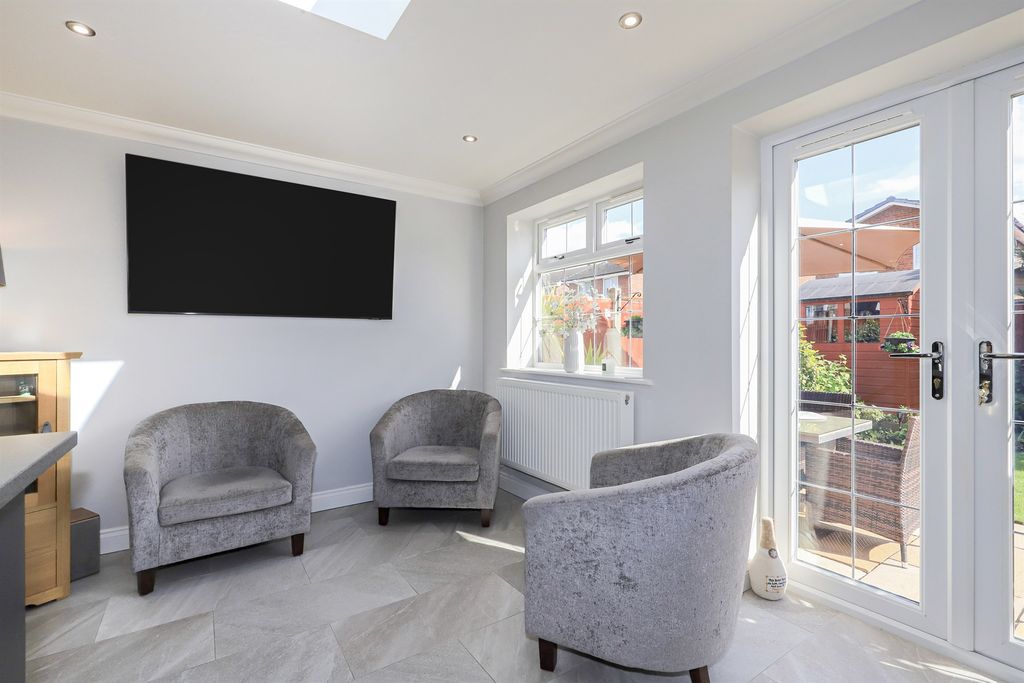 Additional image 8 of 3 bed link detached house for saleAshwells Grove, Pendeford, Wolverhampton WV9