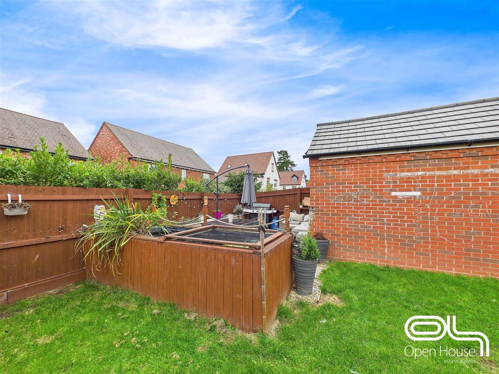Additional image 23 of 5 bed detached house for saleSergeant Way, Stafford ST17