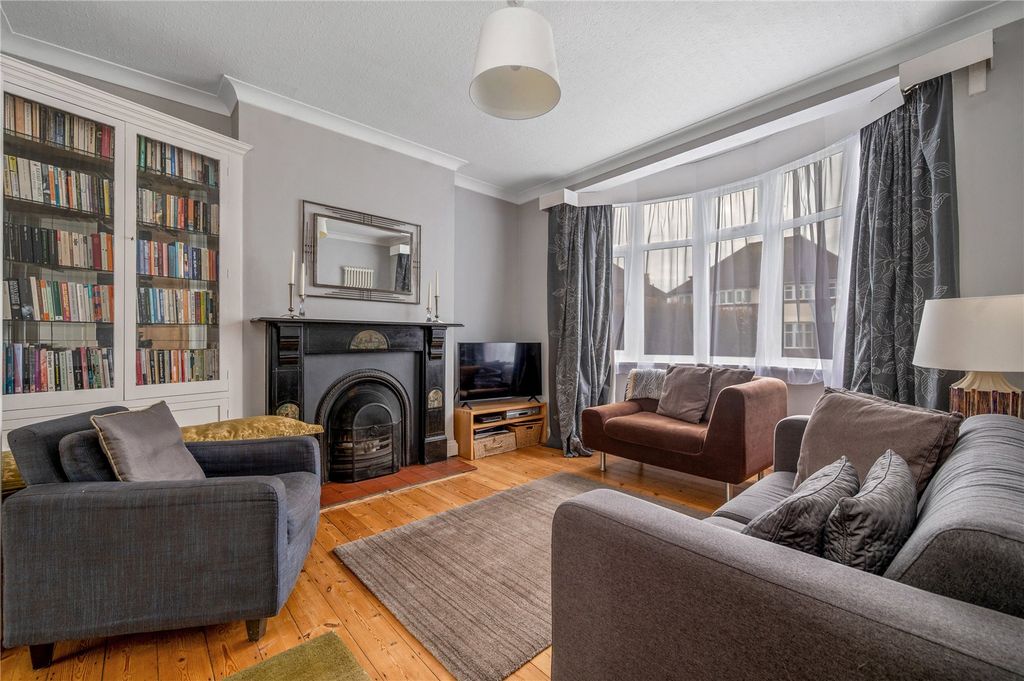 Additional image 2 of 4 bed semi-detached house for saleSybil Road, Rowley Fields, Leicester LE3