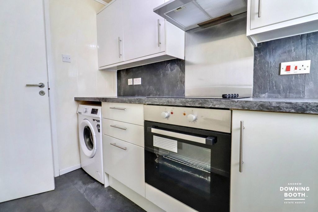 Additional image 6 of 1 bed maisonette for saleLambourne Close, Lichfield WS14