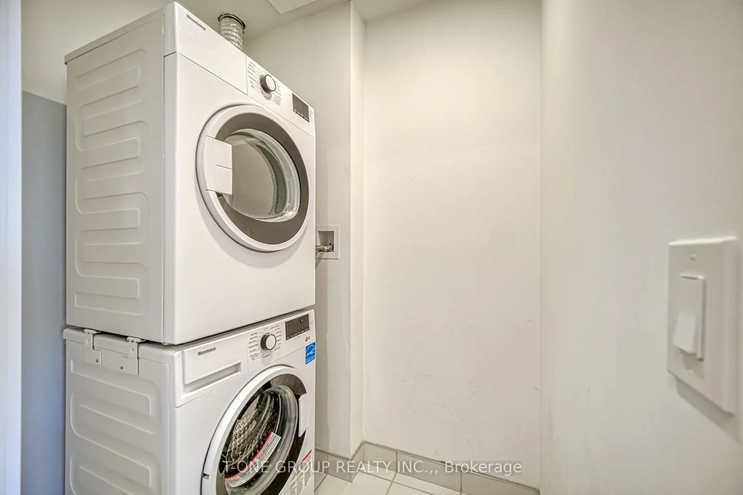 Additional image 13 of 395 Bloor Street 3407