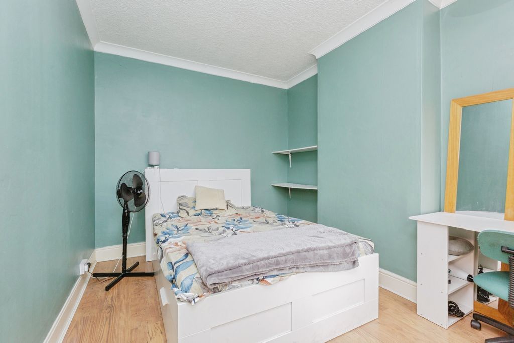 Additional image 9 of 3 bed semi-detached house for saleWarwick Street, Leicester LE3