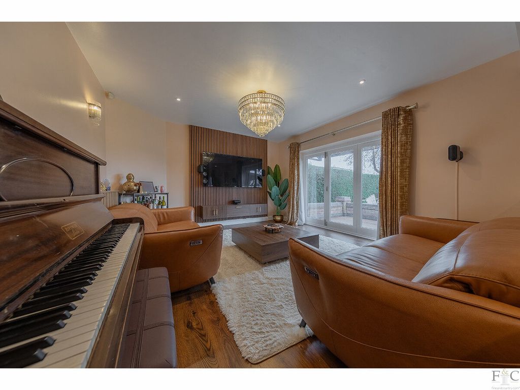 Additional image 10 of 4 bed detached house for saleStation Road, Leicester LE7