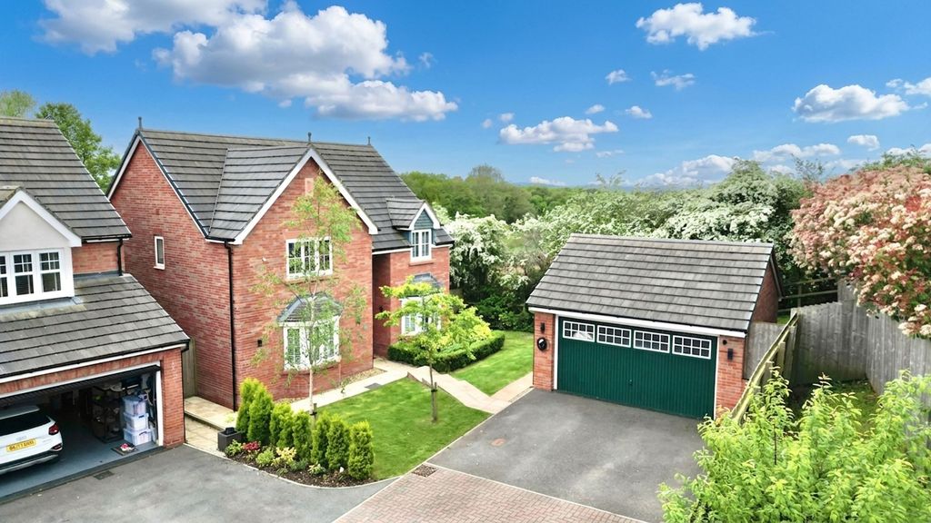 4 bed detached house for saleBriar Gardens, Loggerheads TF9