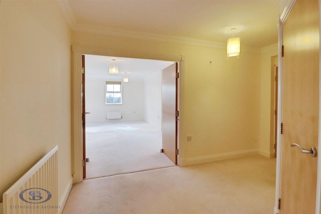 Additional image 15 of 3 bed flat for saleAshbourne Drive, Weston, Crewe CW2