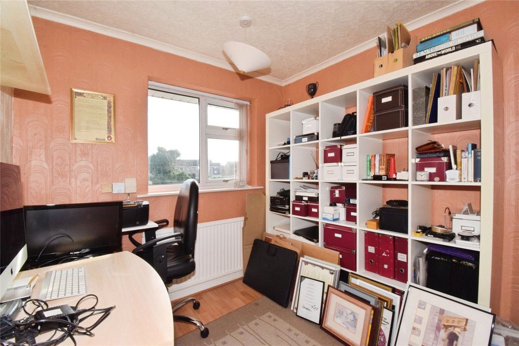 Additional image 18 of 3 bed semi-detached house for saleMilton Close, Wigston, Leicestershire LE18