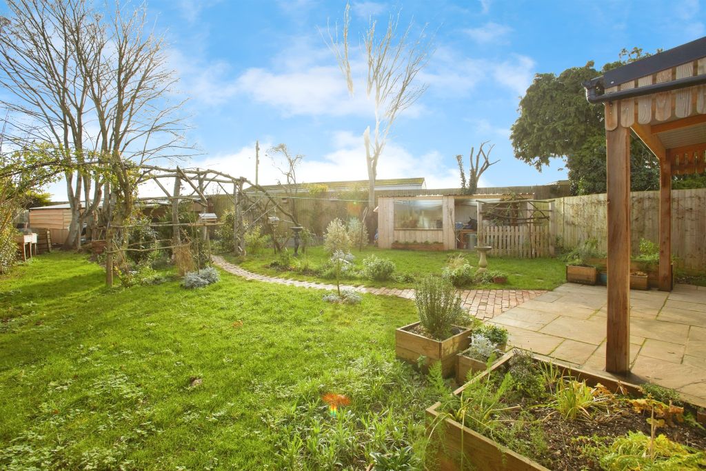 Additional image 11 of 3 bed bungalow for salePorton Road, Amesbury, Salisbury SP4