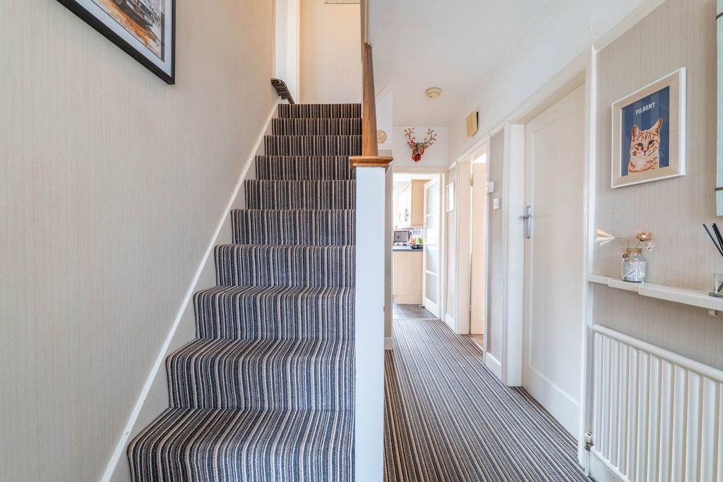 Additional image 12 of 4 bed semi-detached house for saleOakfield Avenue, Birstall, Leicester LE4