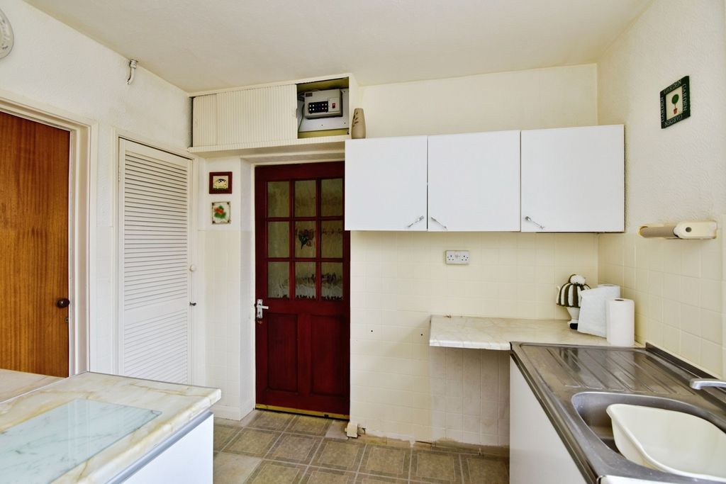 Additional image 5 of 2 bed semi-detached house for saleRydal Way, Newcastle, Staffordshire ST5