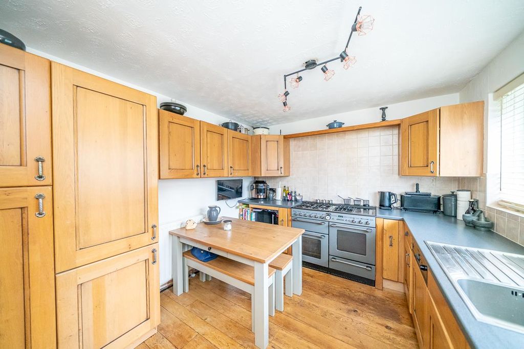 Additional image 9 of 3 bed semi-detached house for saleWhitby Way, Cannock WS11