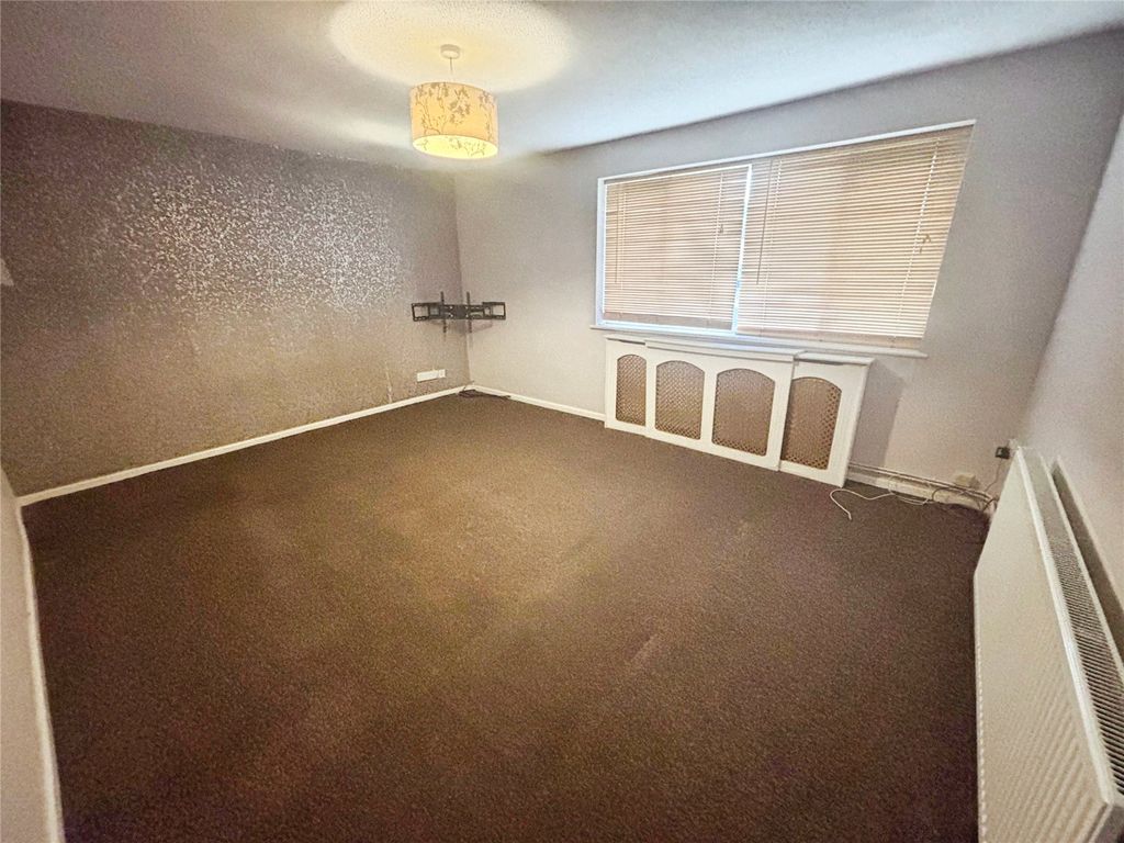 Additional image 2 of 3 bed semi-detached house for saleAvon Close, Perton, Wolverhampton WV6