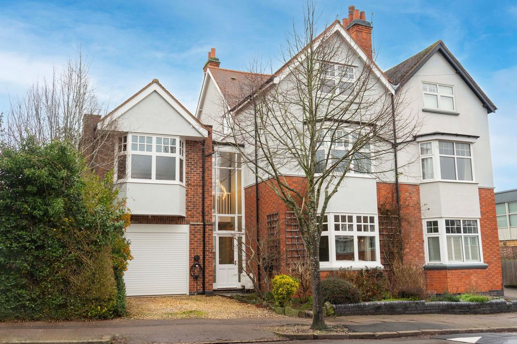 6 bed semi-detached house for saleLetchworth Road, Western Park, Leicester LE3