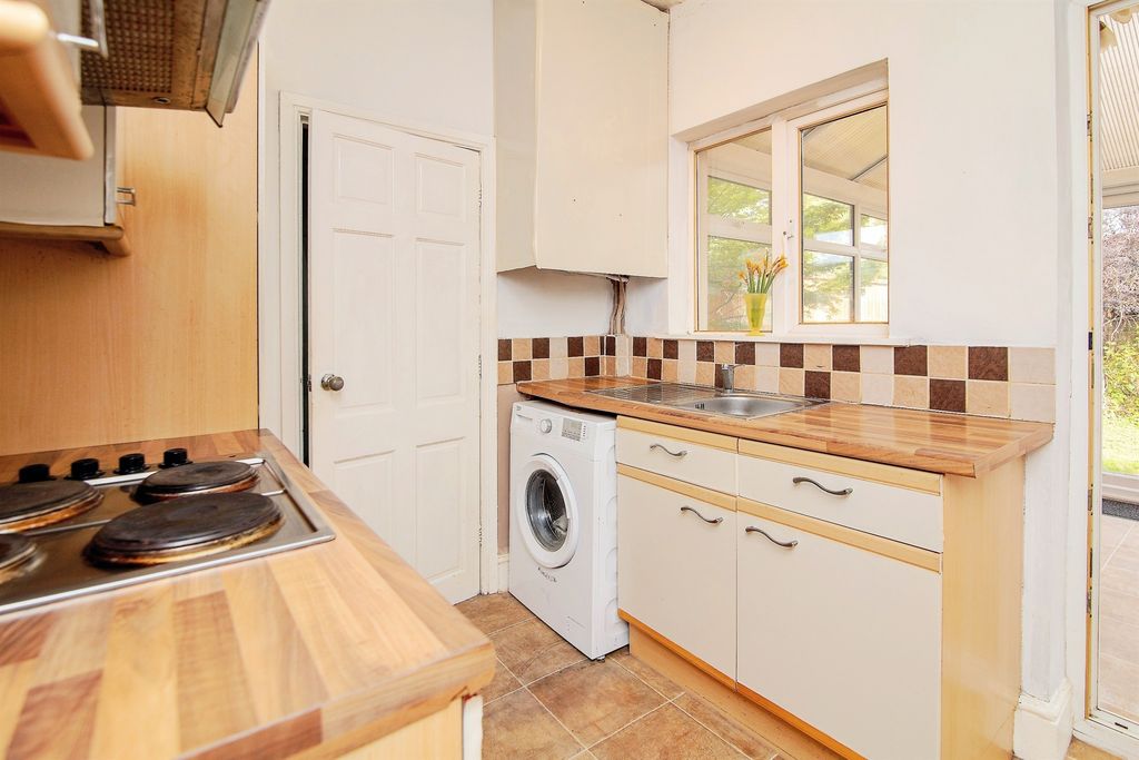 Additional image 3 of 3 bed terraced house for saleDrift Avenue, Stamford PE9