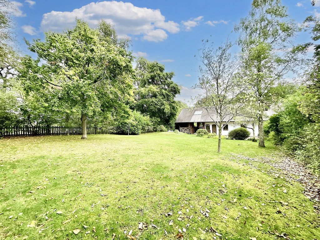 3 bed barn conversion for saleShugborough, White Barn Farm ST17 photo 2