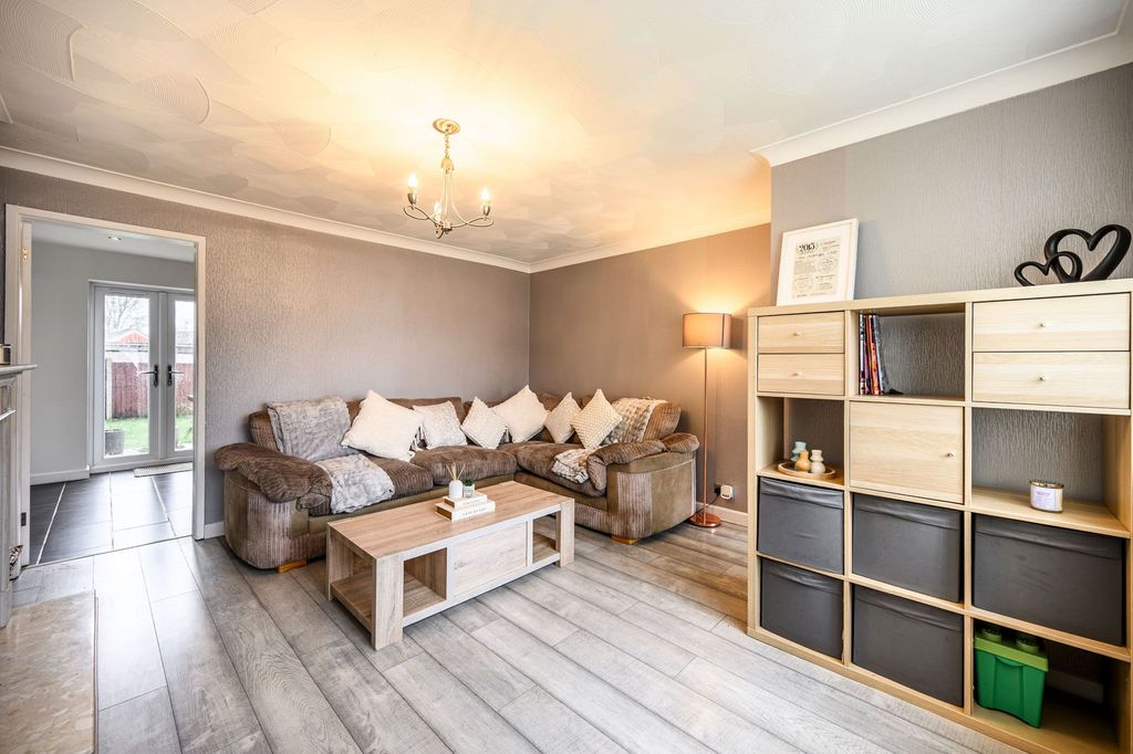 Additional image 8 of 3 bed semi-detached house for saleQuinton Avenue, Walsall WS6