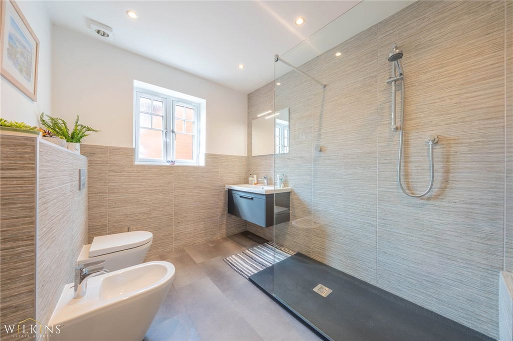 Additional image 35 of 5 bed detached house for saleGlascote Lane, Wilnecote, Tamworth, Staffordshire B77