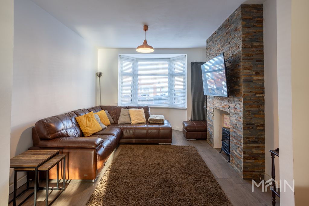 Additional image 4 of 4 bed semi-detached house for saleThe Circle, Leicester, Leicestershire LE5