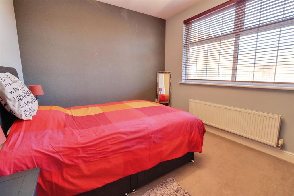 Additional image 32 of 3 bed flat for saleBrackenwood Mews, Weston, Crewe CW2