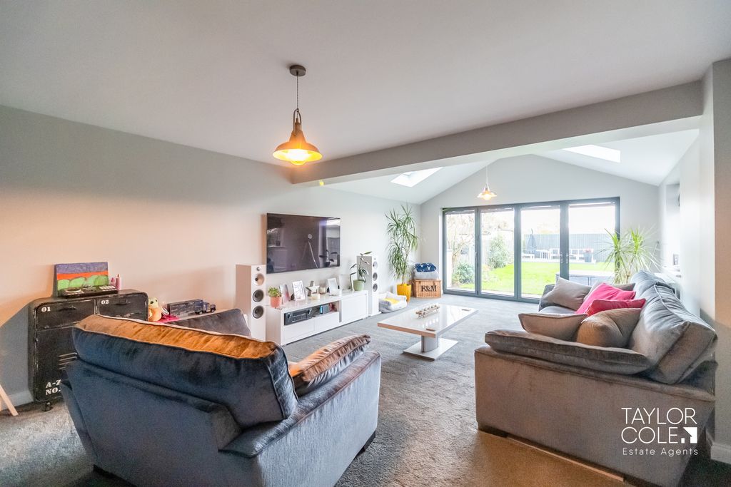Additional image 17 of 4 bed detached house for saleMayfair Drive, Fazeley, Tamworth B78