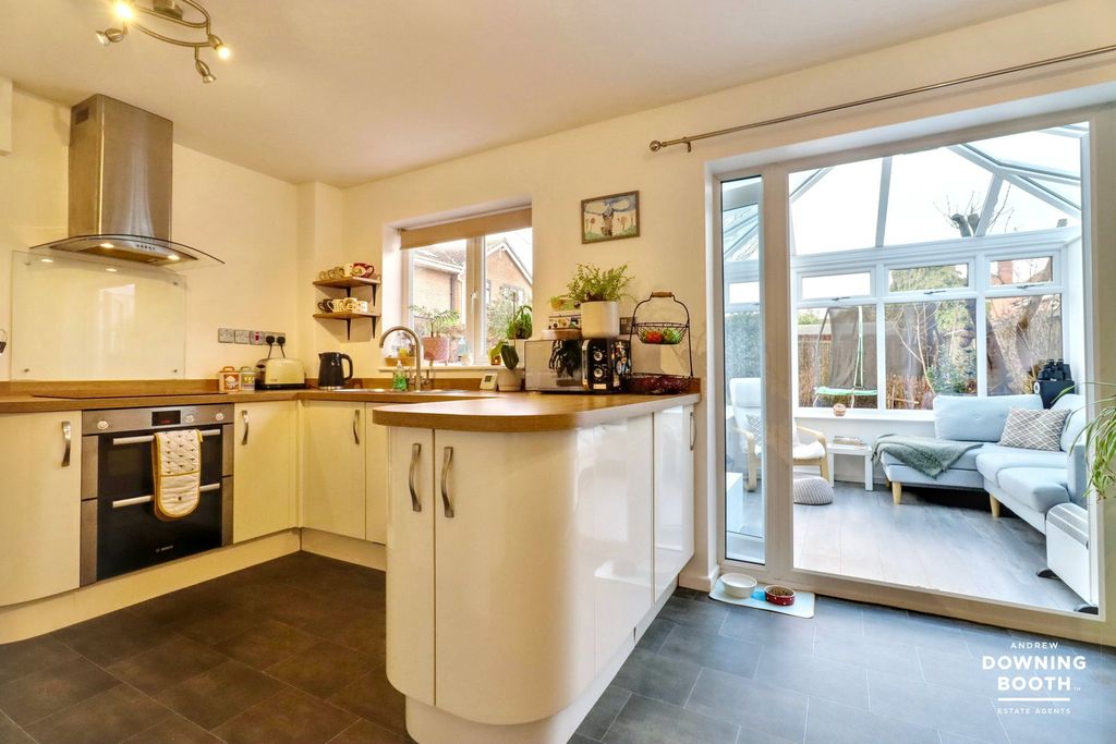 Additional image 11 of 3 bed detached house for saleCornfield Drive, Lichfield WS14