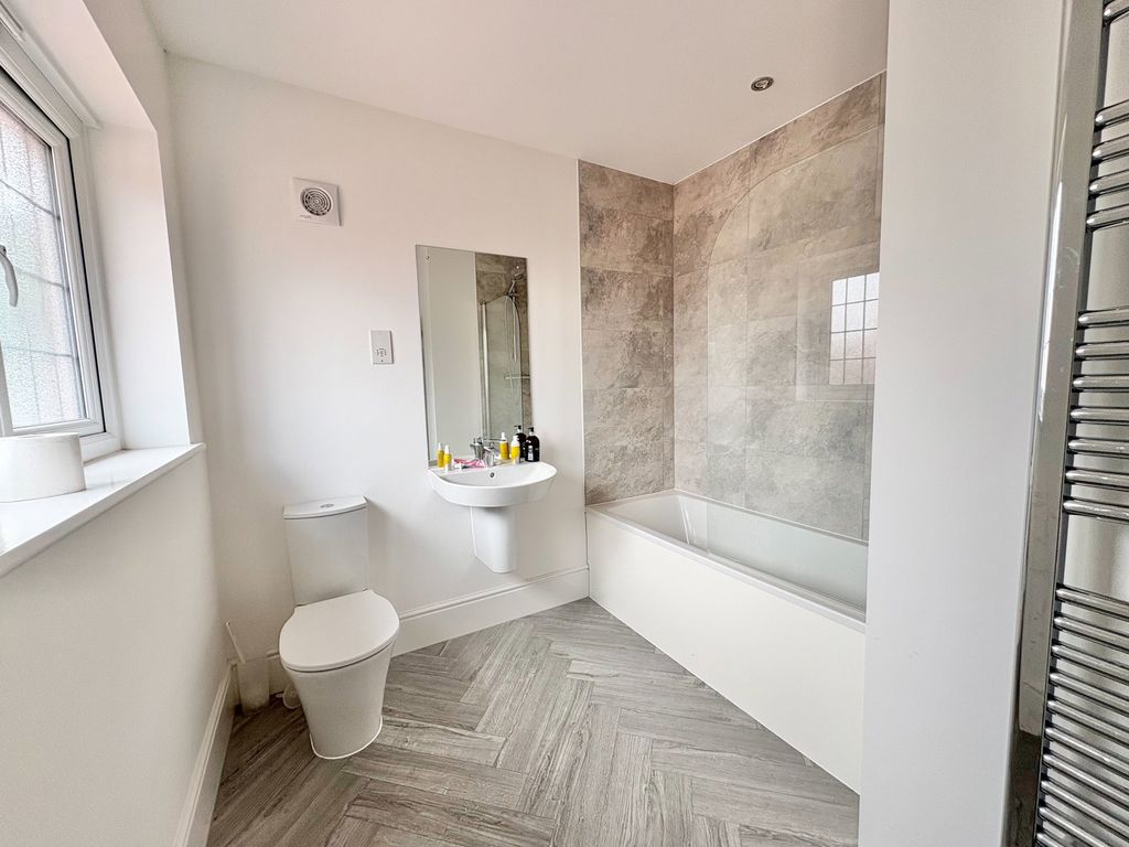 Additional image 24 of 4 bed detached house for saleHopton Close, Amington, Tamworth B77