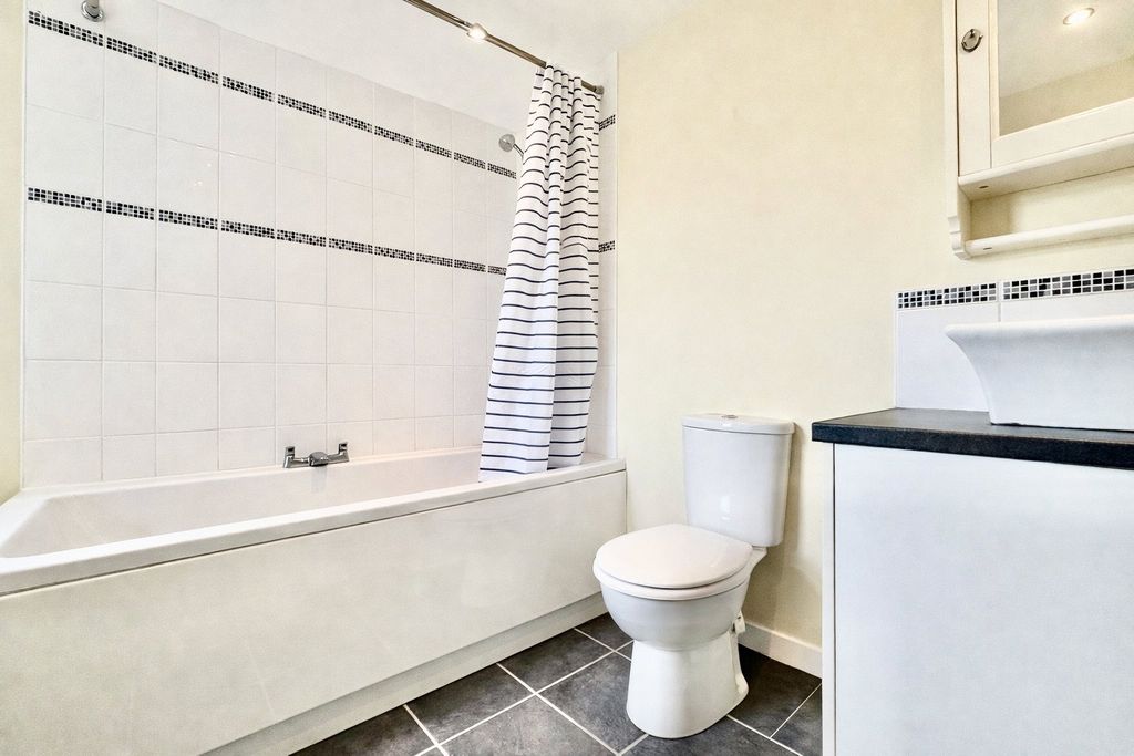 Additional image 22 of 3 bed semi-detached house for saleMancetter Road, Atherstone, Warwickshire CV9