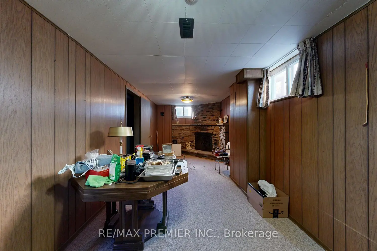 Additional image 11 of 12 Sonnet Court