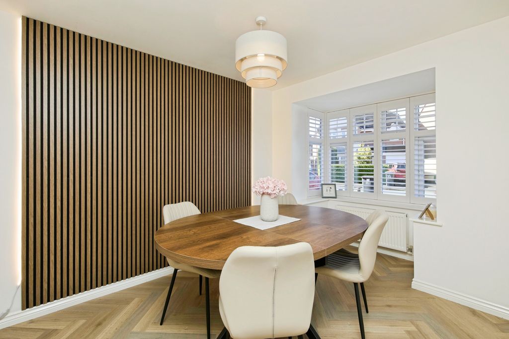 Additional image 3 of 4 bed detached house for saleAmberlands, Stretton, Burton-On-Trent DE13