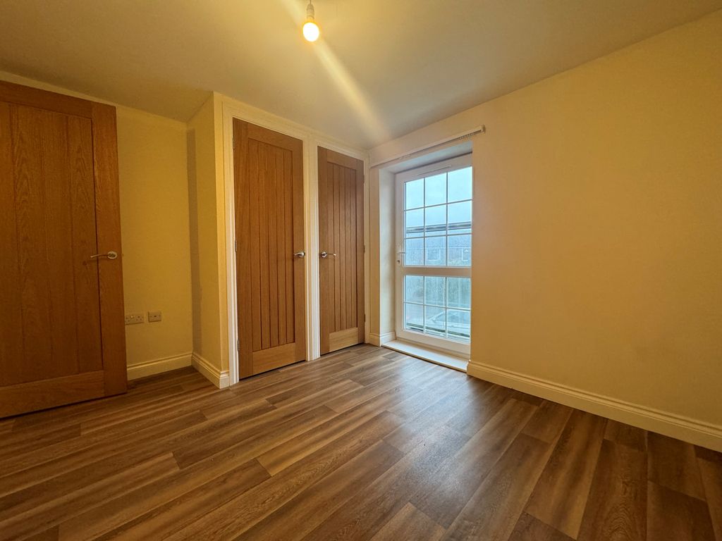 Additional image 6 of 2 bed flat for saleApsley House, 50 High Street, Royal Wootton Bassett SN4