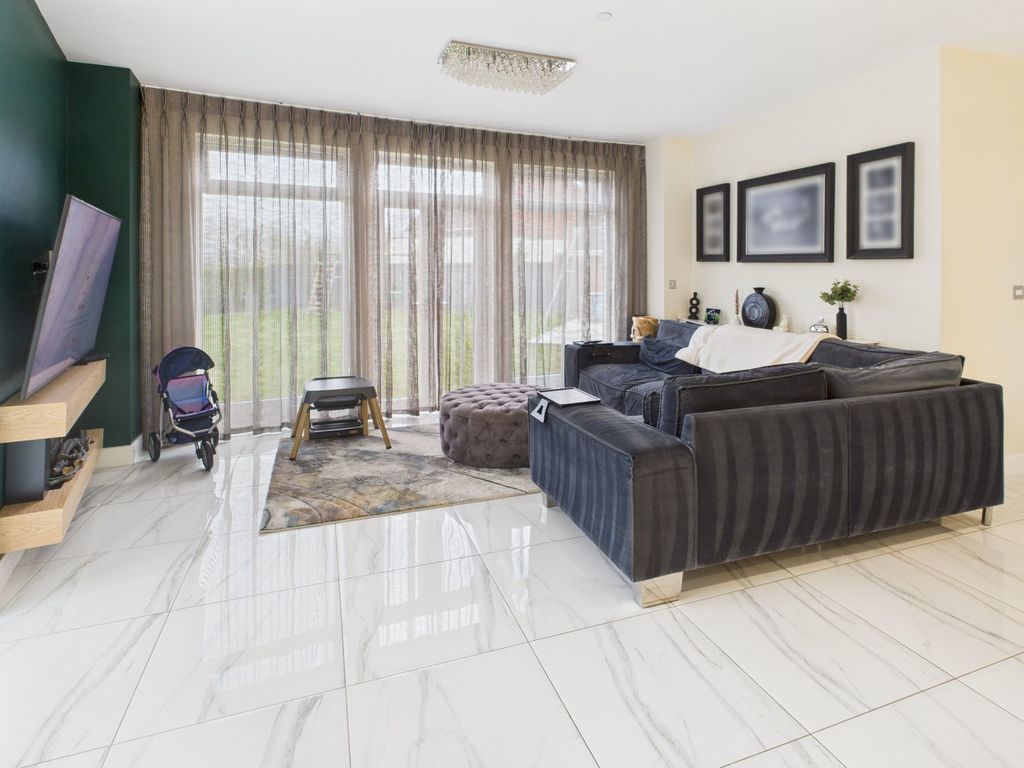 Additional image 12 of 5 bed detached house for saleFreshwater Drive, Weston, Crewe CW2