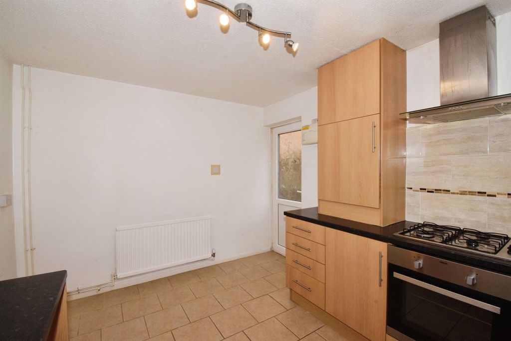 Additional image 12 of 3 bed semi-detached house for saleMalham Way, Oadby, Leicester LE2