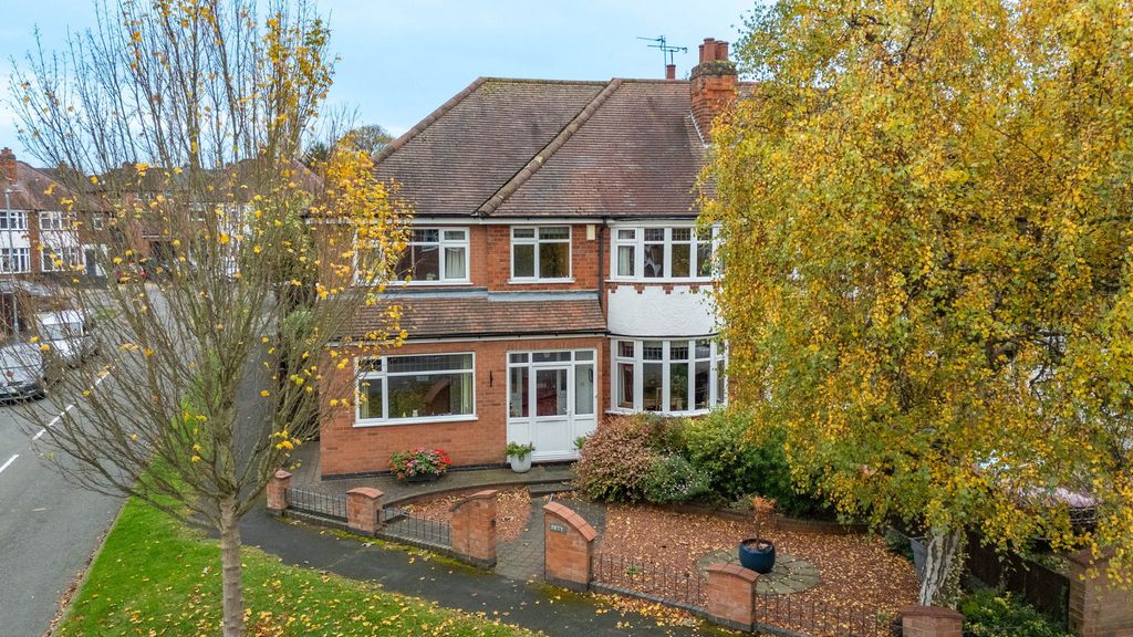 Additional image 28 of 4 bed semi-detached house for saleOakfield Avenue, Birstall, Leicester LE4
