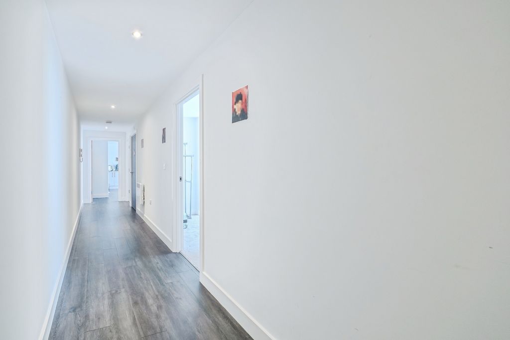 Additional image 12 of 2 bed flat for saleCharles Street, Leicester, Leicestershire LE1
