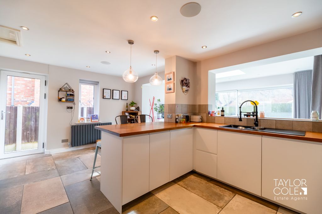 Additional image 13 of 5 bed detached house for saleShannon, Belgrave, Tamworth, Staffordshire B77