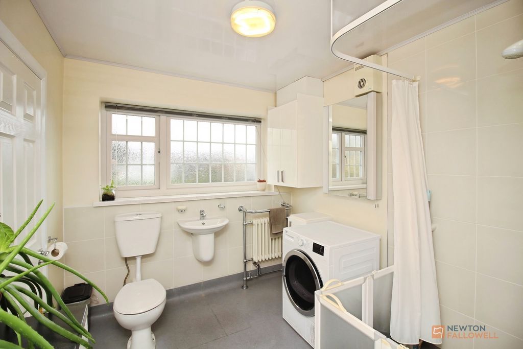 Additional image 14 of 5 bed detached house for saleChalvington Close, Evington, Leicester LE5
