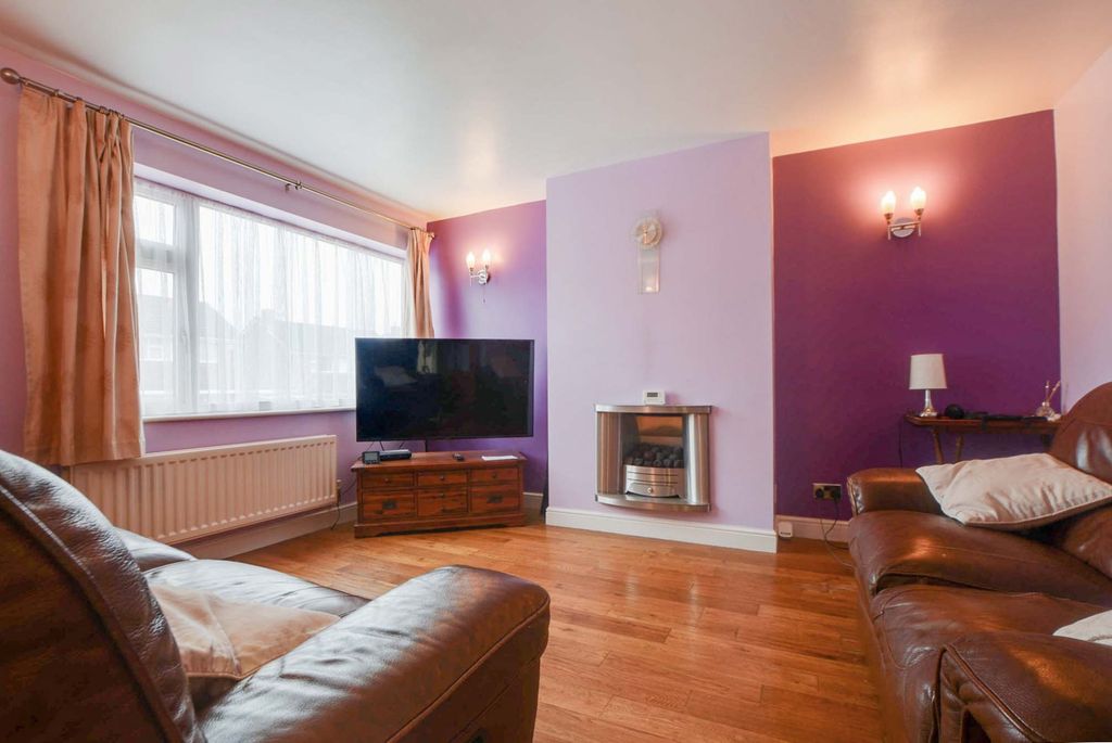 Additional image 3 of 3 bed semi-detached house for saleWinslow Drive, Wigston, Leicester LE18