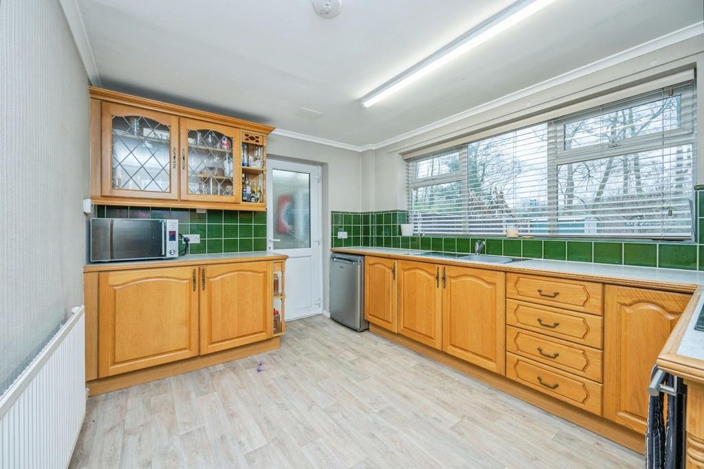 Additional image 6 of 3 bed semi-detached house for saleDama Road, Fazeley, Tamworth B78