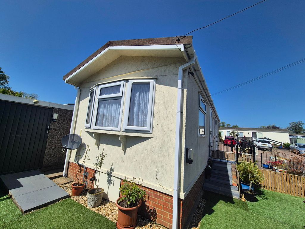Additional image 15 of 1 bed mobile/park home for saleTheddingworth Road, Lubenham, Market Harborough LE16