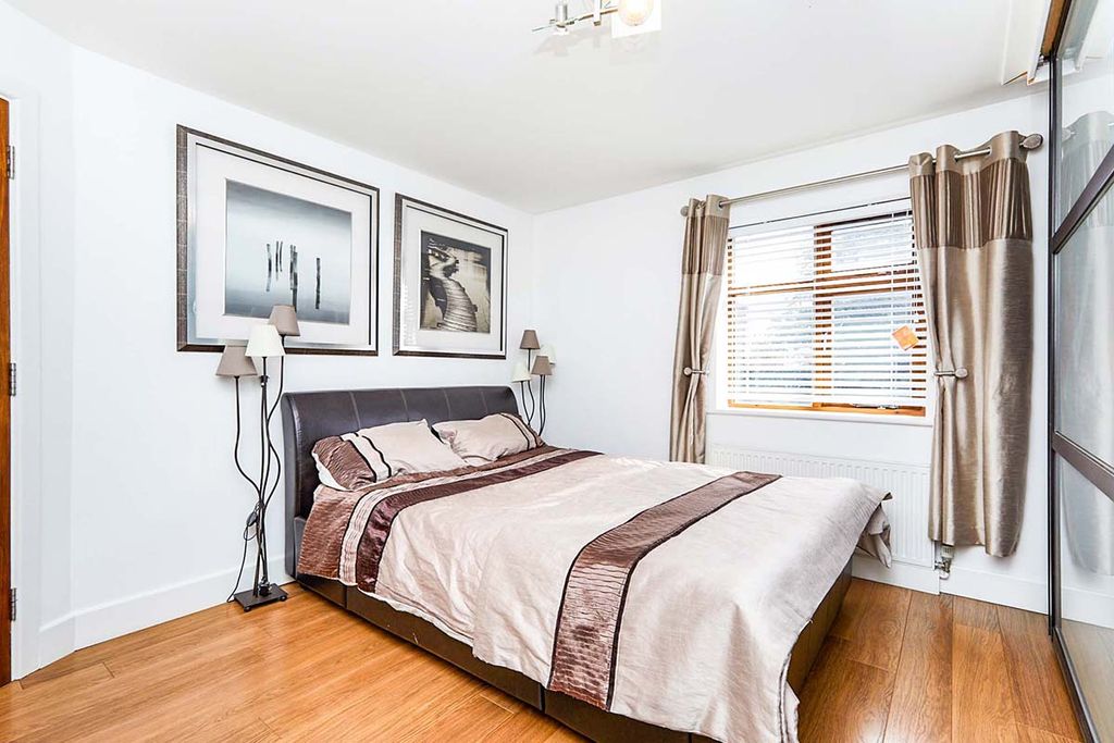 Additional image 13 of 5 bed detached house for saleCourt Farm Lane, Branston, Burton-On-Trent, Staffordshire DE14